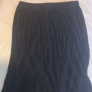 H&M Navy wavy skirt